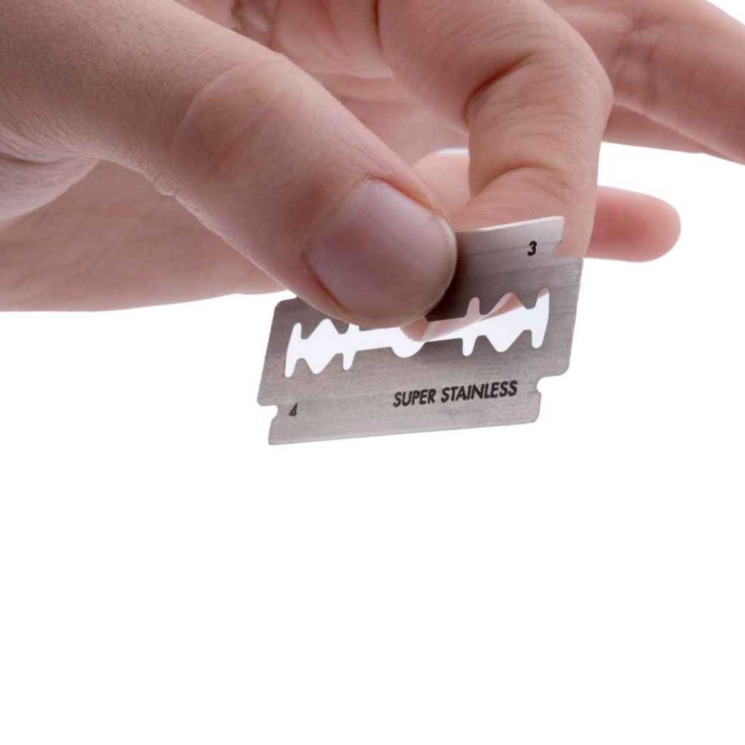 Double-Sided Safety Razor Blades - Shave Essentials